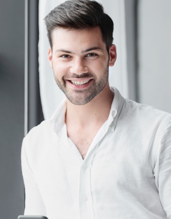 Portrait of a Hong Kong single professional