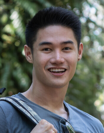 Portrait of a Taiwan single professional